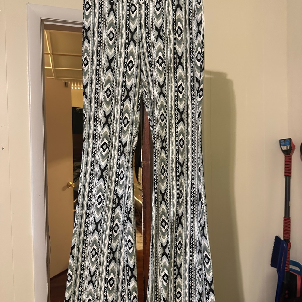 Black and White Patterned Women's Pants
